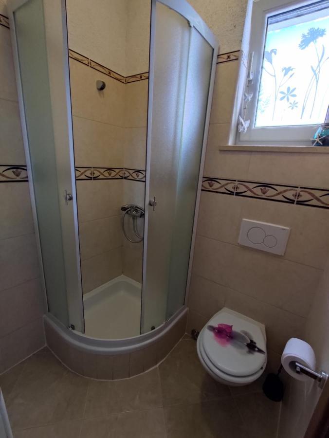 Three Lions Apartment Пула Екстериор снимка